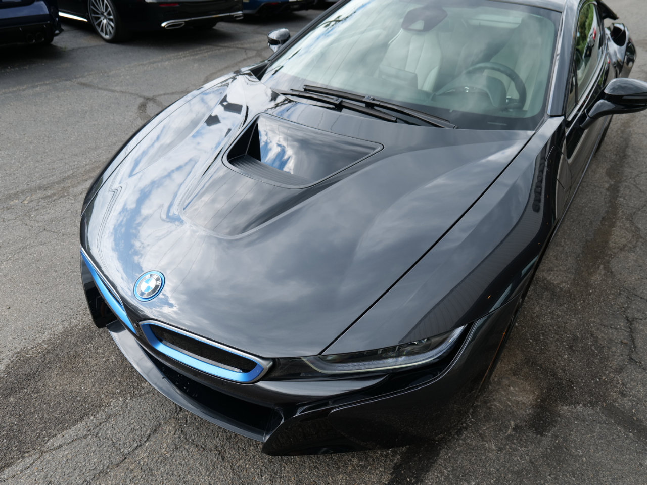 Used 2015 BMW i8 image 75