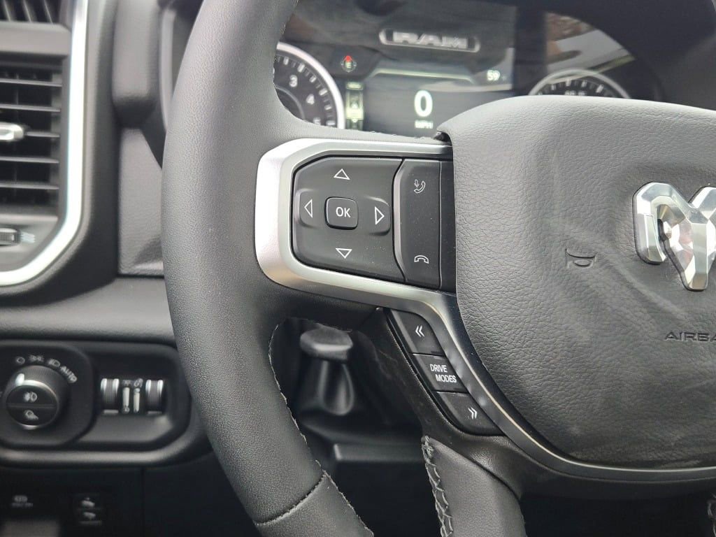 New 2026 RAM 1500 Big Horn AWD/4WD image 34