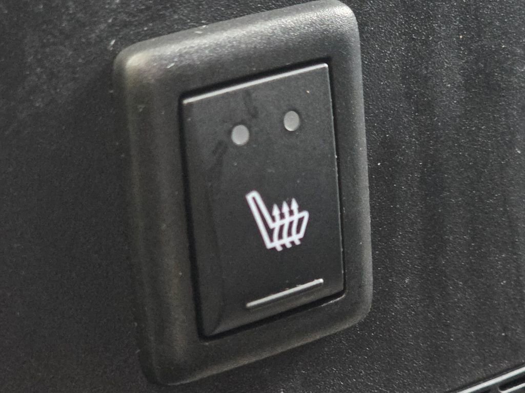 Used 2022 Chrysler Pacifica Limited image 24