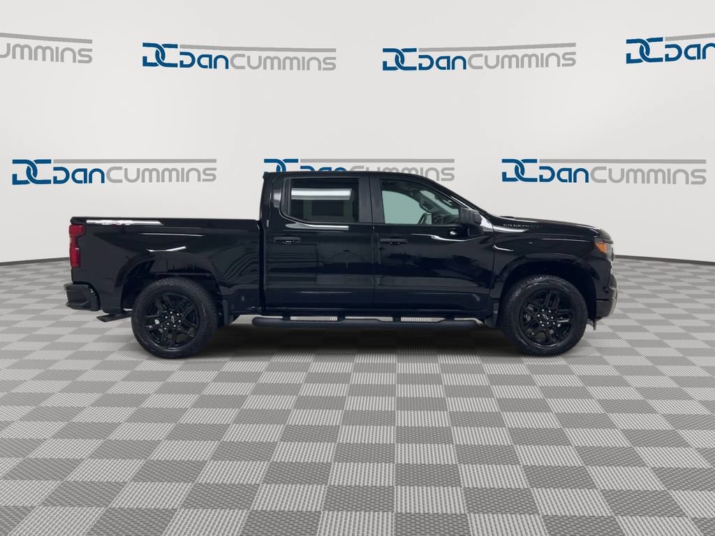 Used 2024 Chevrolet Silverado 1500 Custom w/ Turbomax Blackout Package AWD/4WD image 9