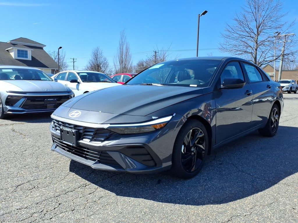 New 2026 Hyundai Elantra Sport image 7