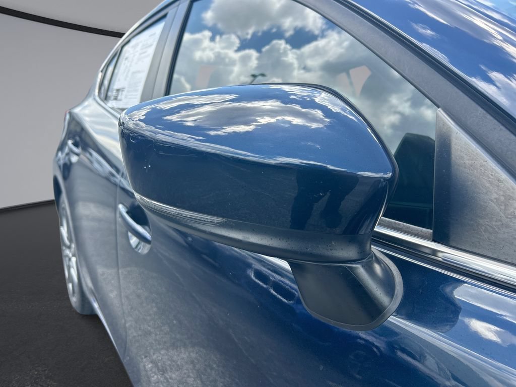 Used 2018 MAZDA MAZDA3 Touring FWD image 30