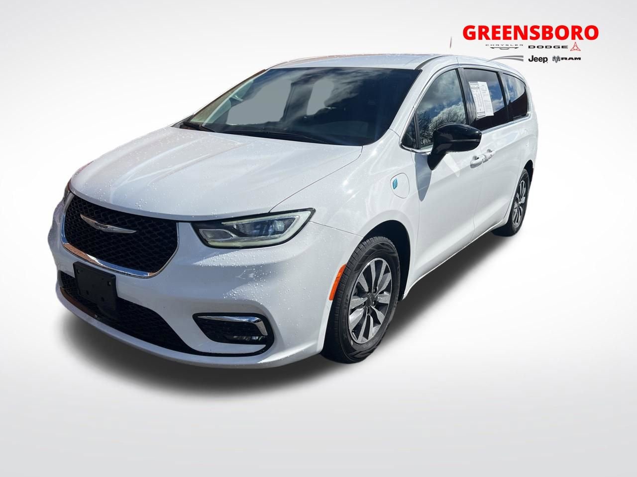 Used 2024 Chrysler Pacifica Limited