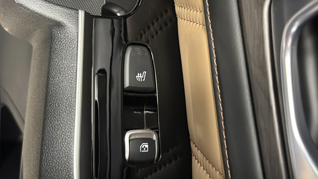 Used 2024 Kia Sorento SX Prestige w/ Olive Brown Leather Package AWD/4WD image 36