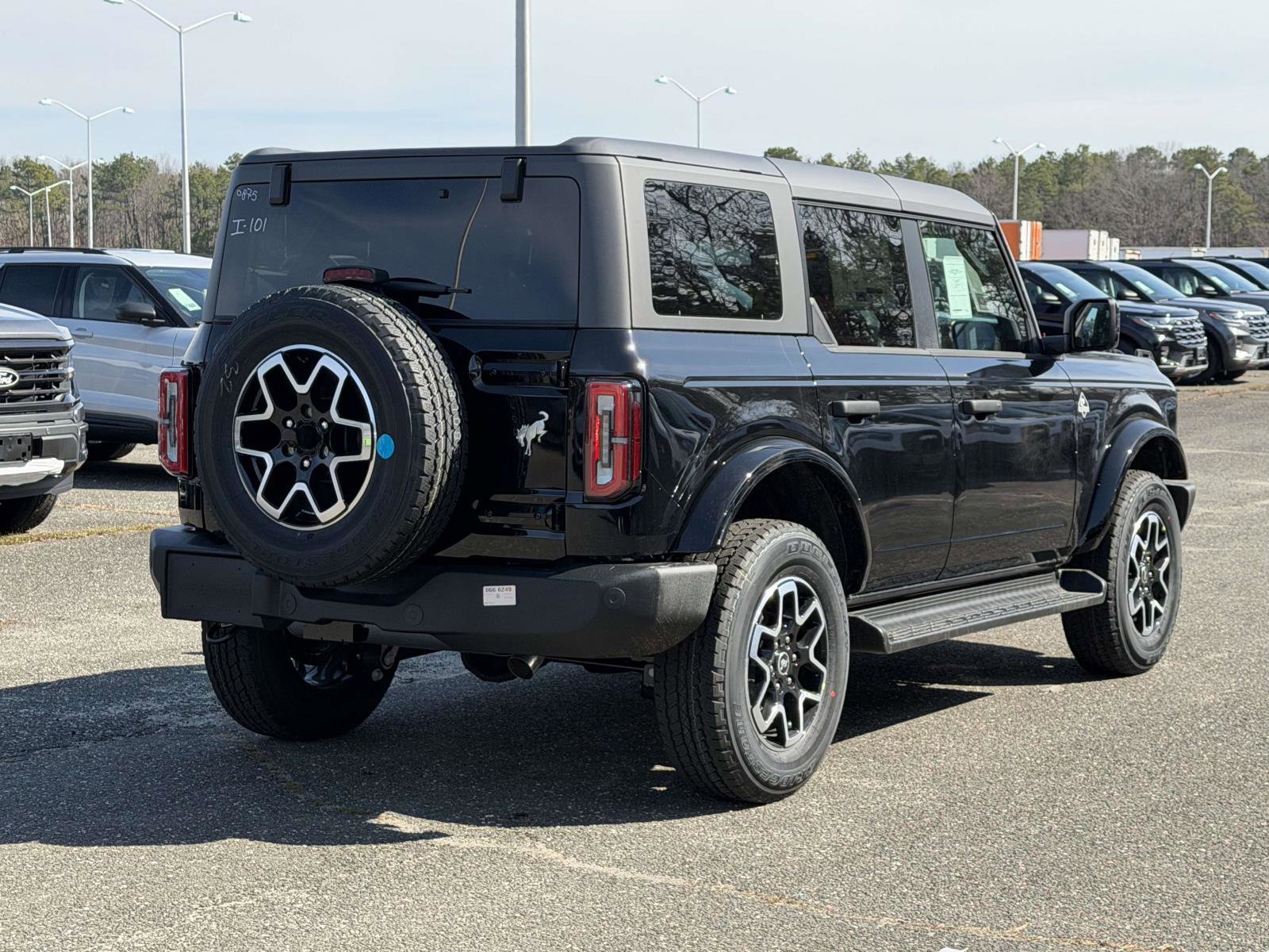 New 2026 Ford Bronco Outer Banks image 4