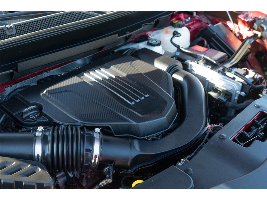 Used 2024 Chevrolet Traverse LT w/ Midnight/Sport Edition FWD image 4