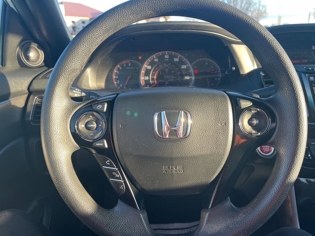 Used 2016 Honda Accord EX image 12