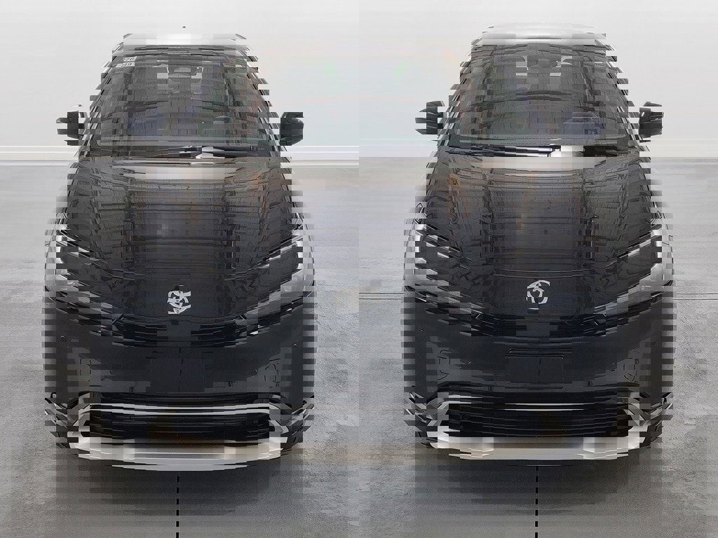 New 2026 Toyota Prius Plug-In Hybrid image 3