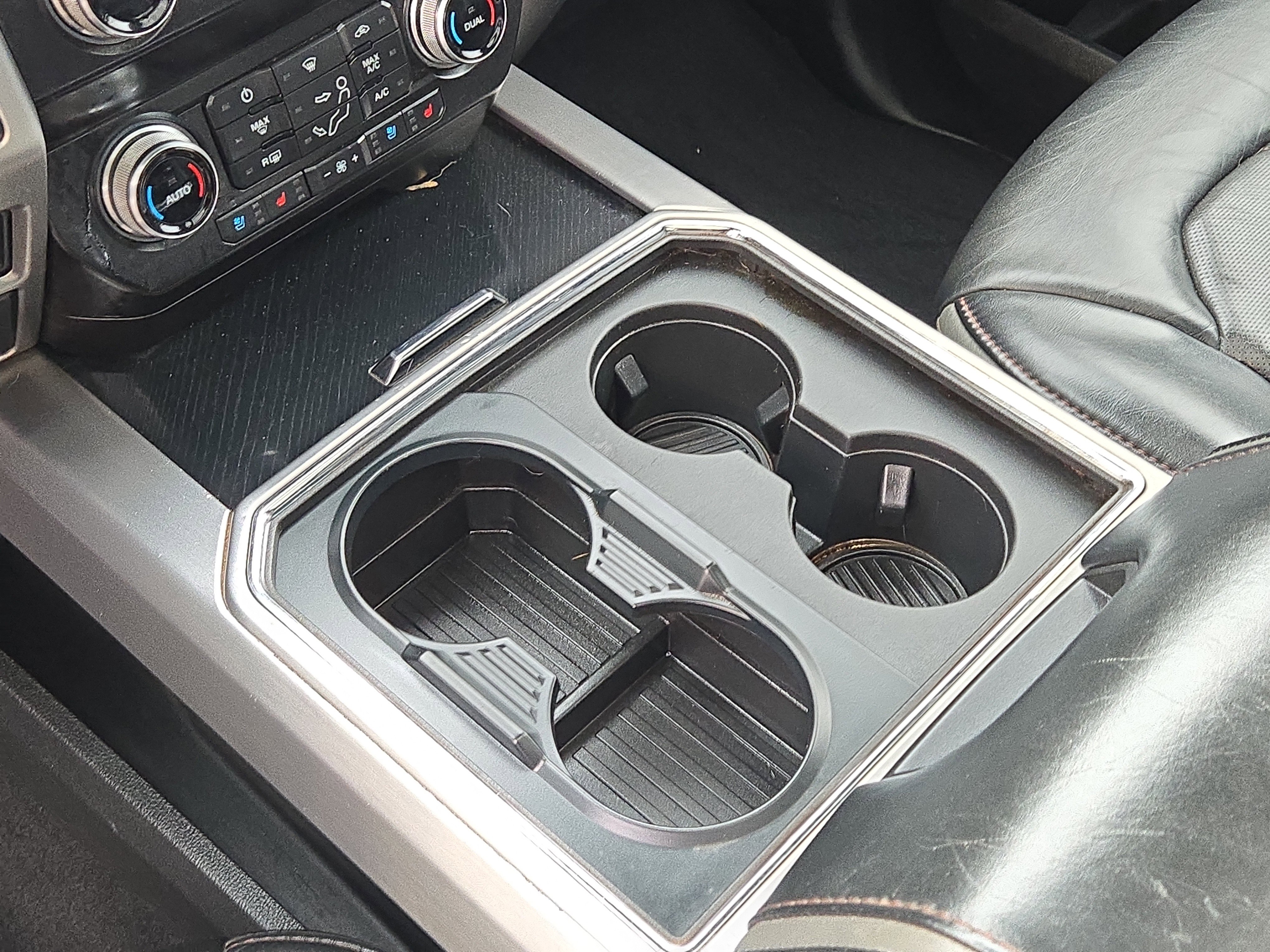 Used 2020 Ford F250 Platinum w/ FX4 Off-Road Package image 31