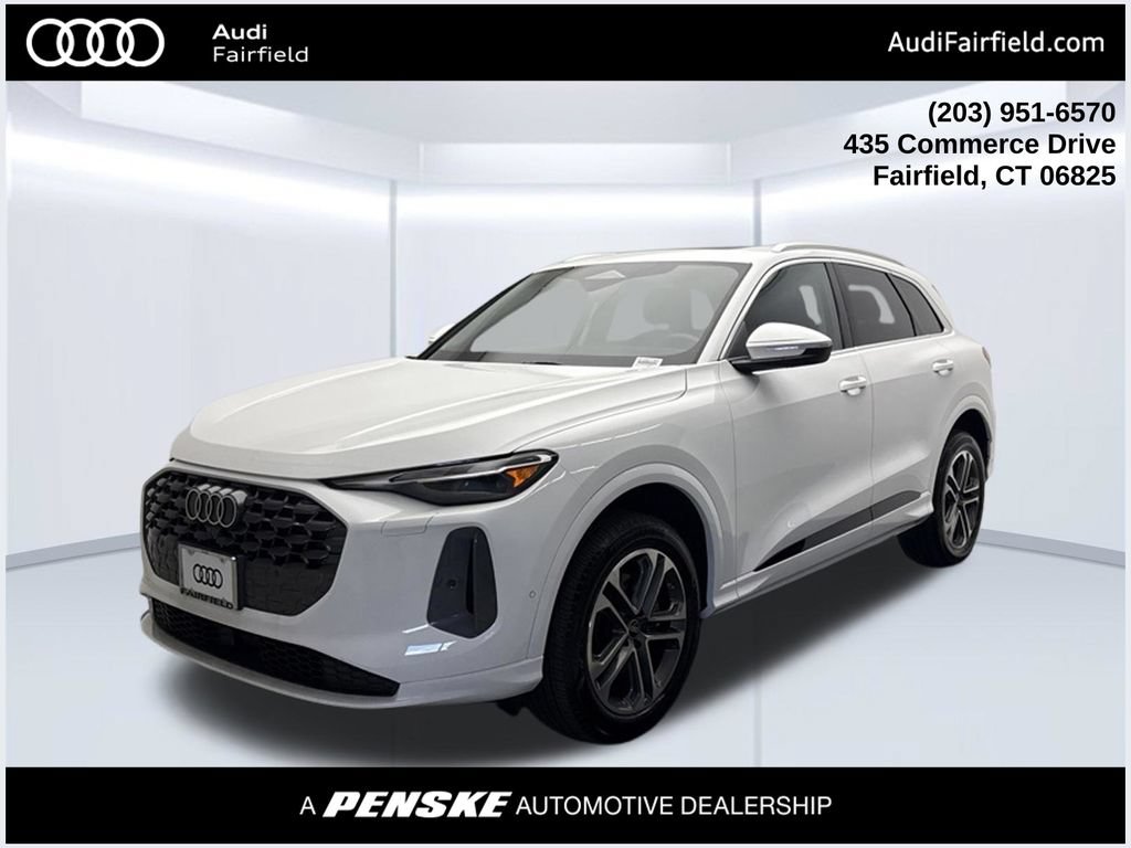 Used 2025 Audi Q5 Premium w/ Convenience Package
