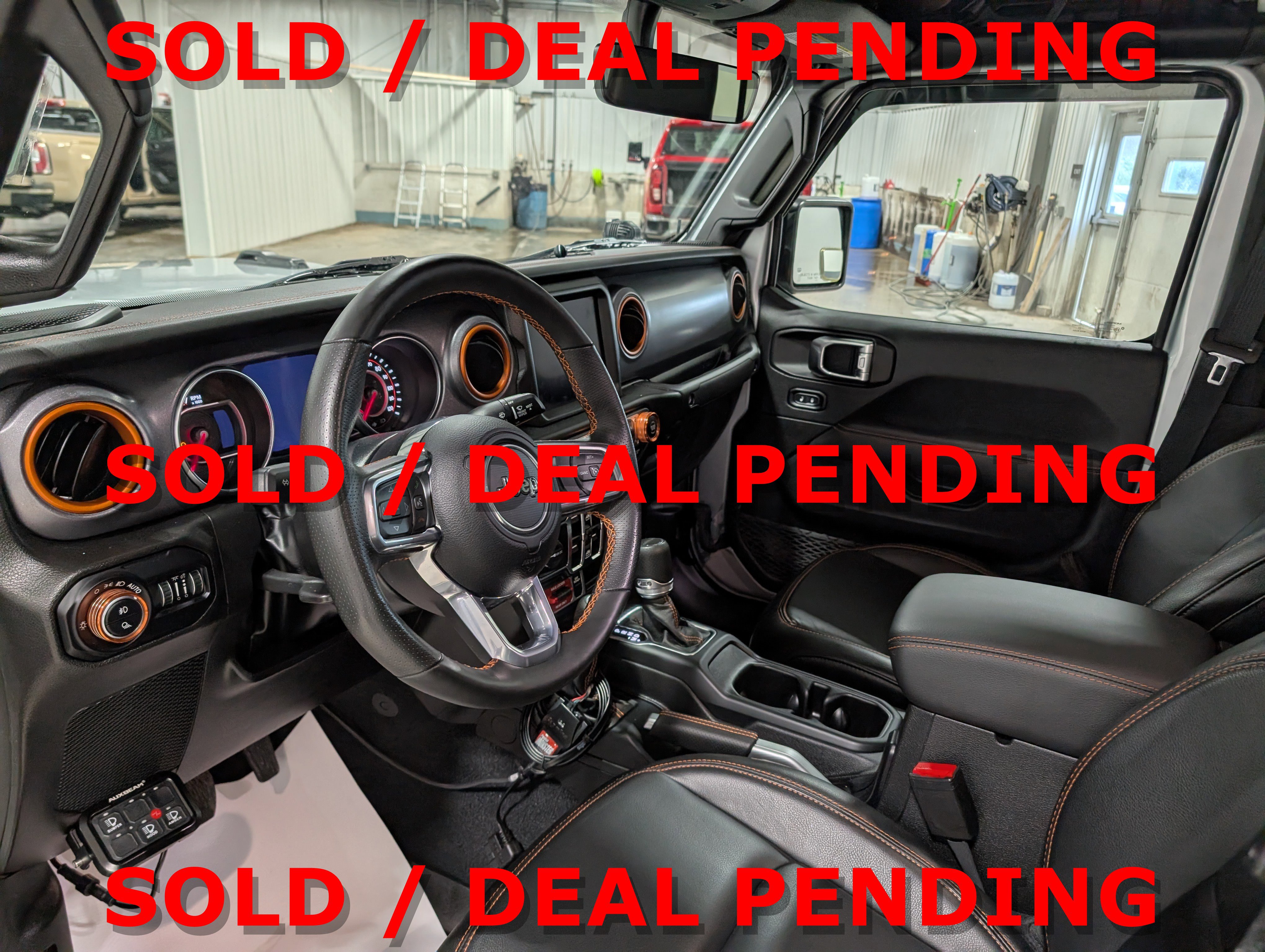 Used 2022 Jeep Gladiator Mojave w/ LED Lighting Group AWD/4WD image 15