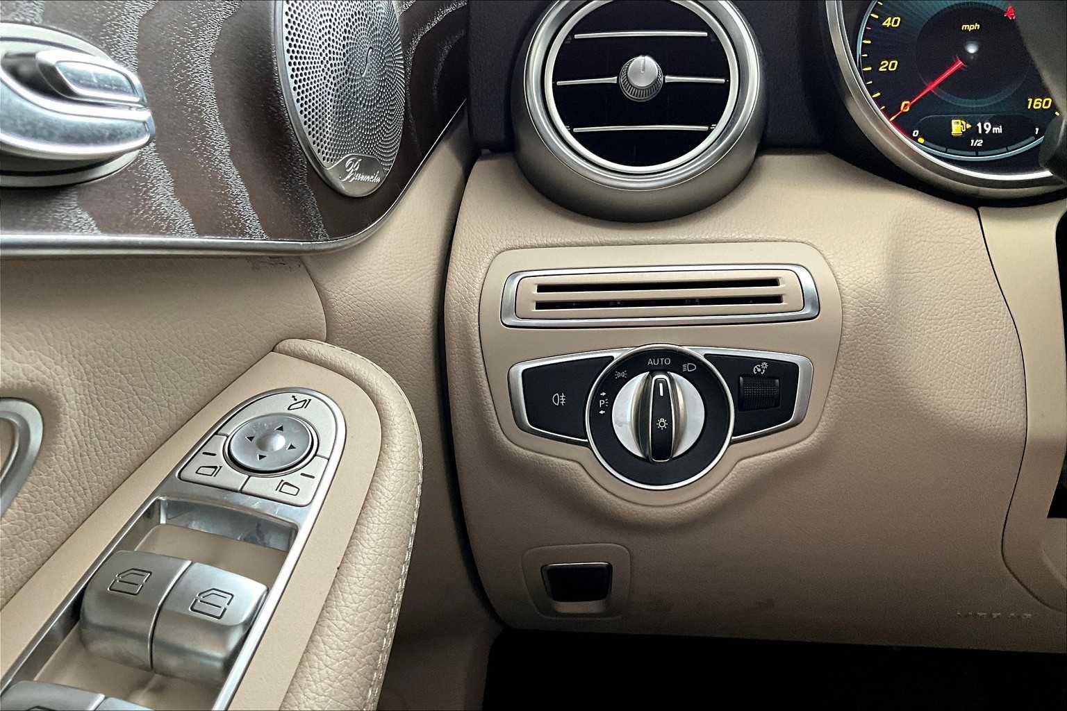 Certified 2021 Mercedes-Benz C 300 Sedan image 35