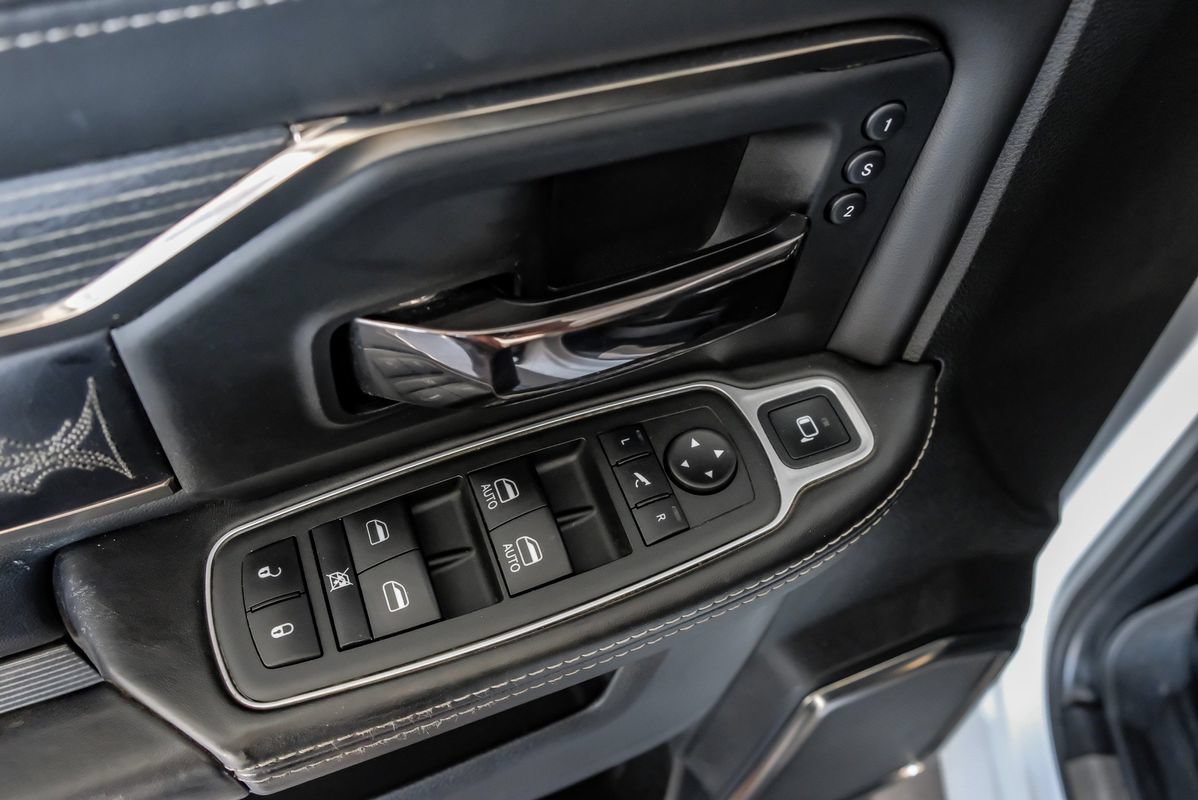 Used 2022 RAM 2500 Limited AWD/4WD image 45