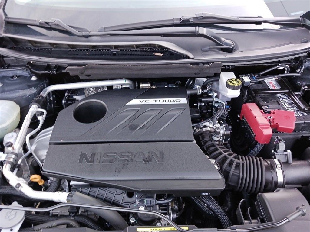 Used 2024 Nissan Rogue SV image 14