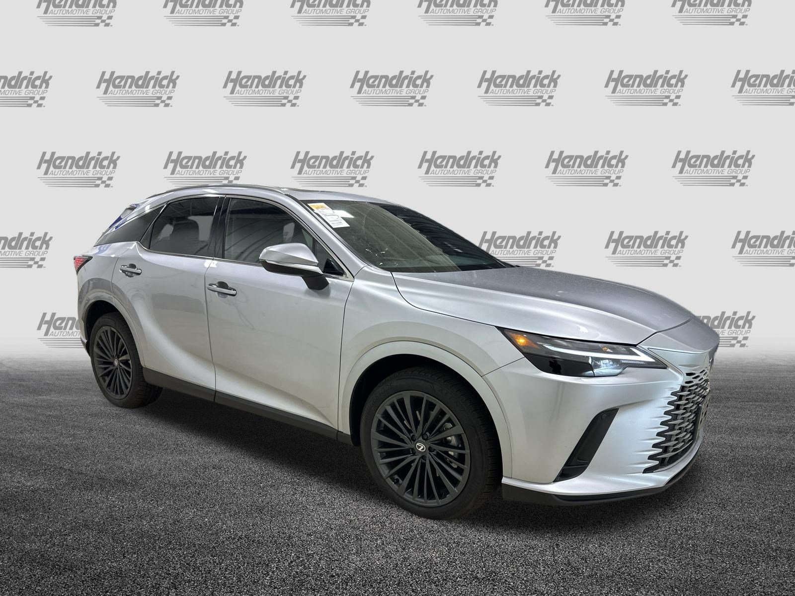 Certified 2026 Lexus RX 350h w/ Accessory Package (Z1) AWD/4WD image 2