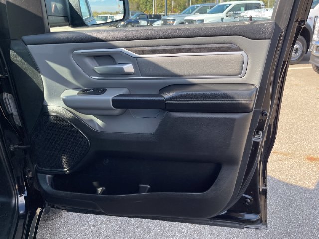 Used 2023 RAM 1500 Big Horn AWD/4WD image 36