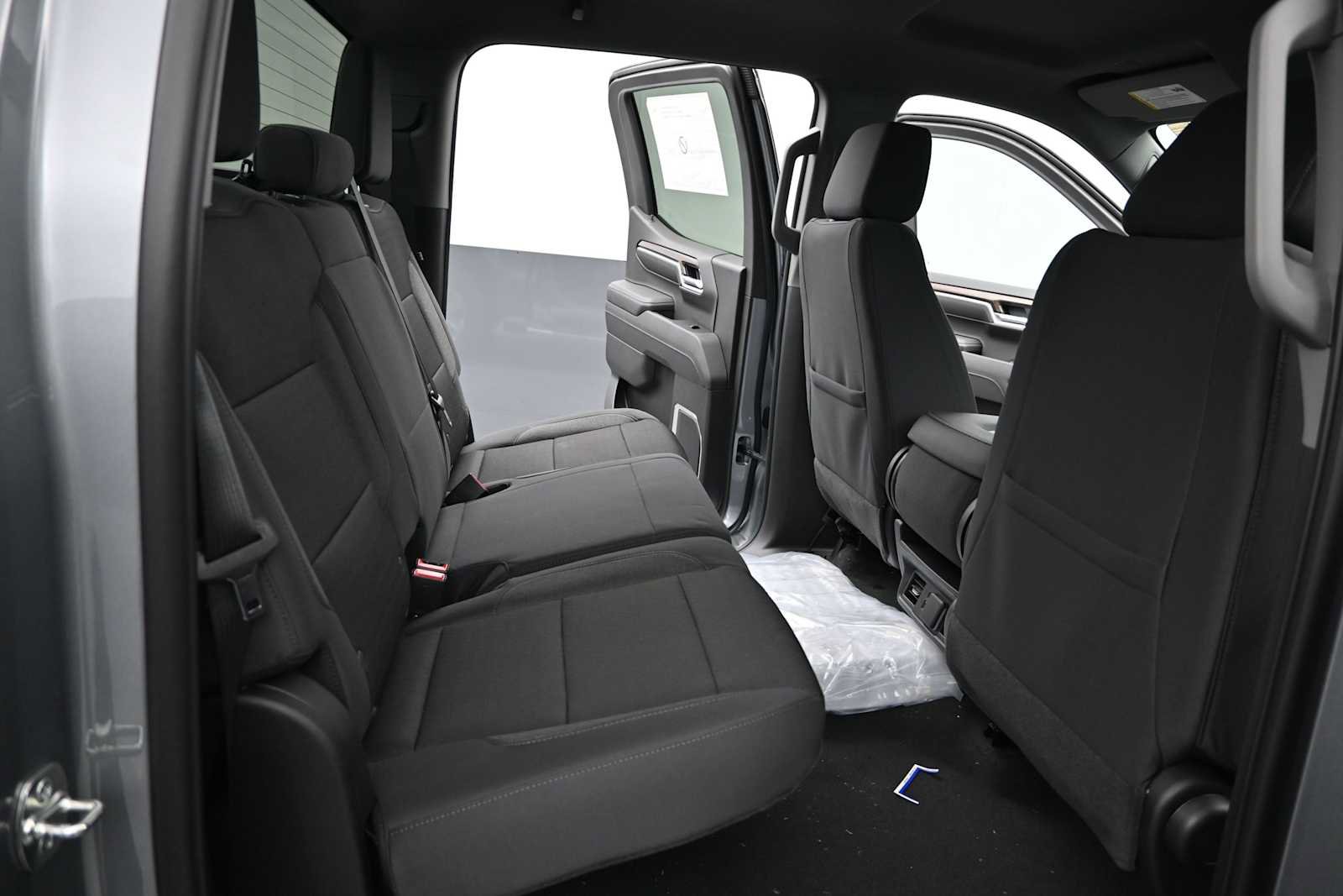 New 2026 GMC Sierra 1500 SLE AWD/4WD image 24