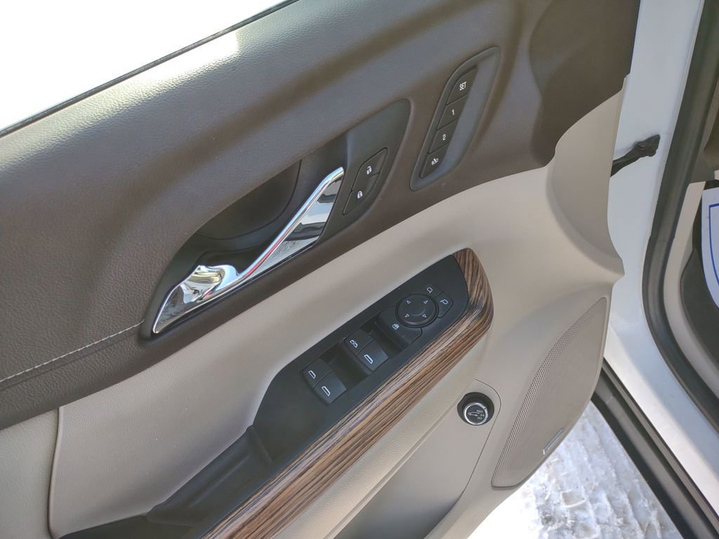 Used 2019 GMC Acadia Denali w/ Technology Package image 11