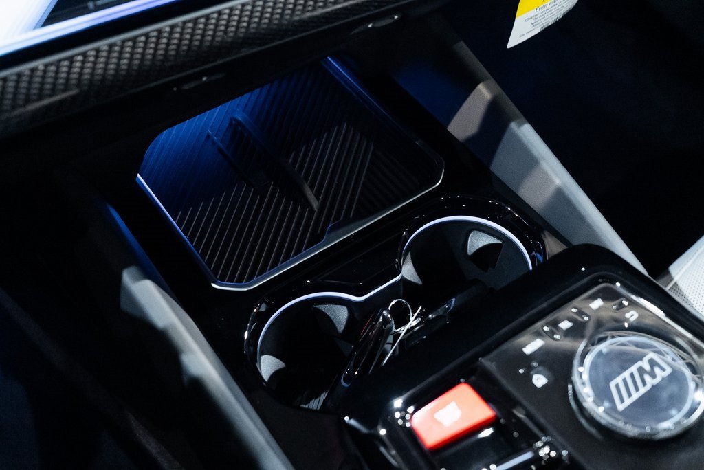 Used 2025 BMW M5 Touring image 25