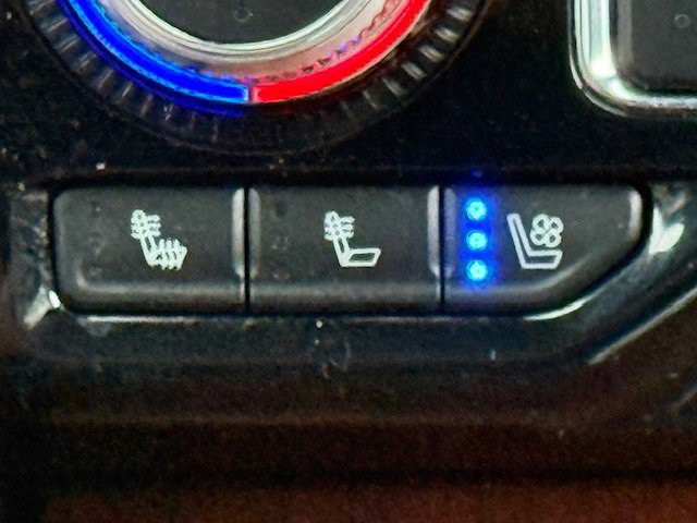 Certified 2024 GMC Yukon XL Denali Ultimate image 29