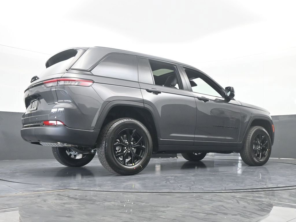 New 2025 Jeep Grand Cherokee Altitude image 52