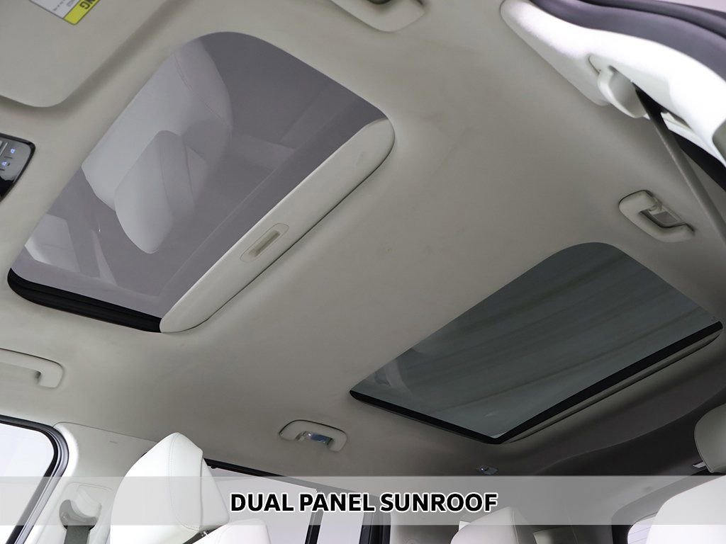 Certified 2025 Hyundai Santa Fe Calligraphy image 3