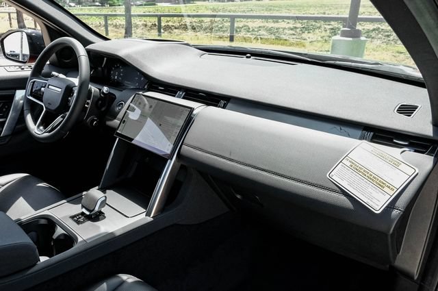New 2026 Land Rover Discovery Sport Landmark AWD/4WD image 19
