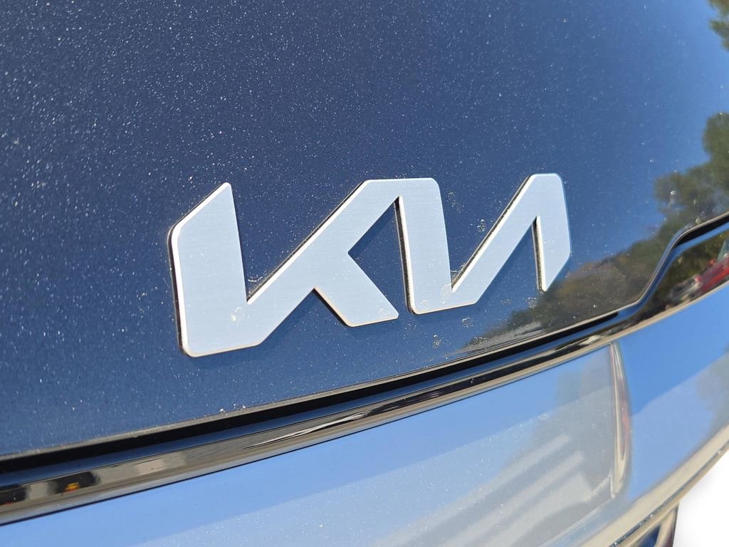 Certified 2024 Kia Sportage EX image 4