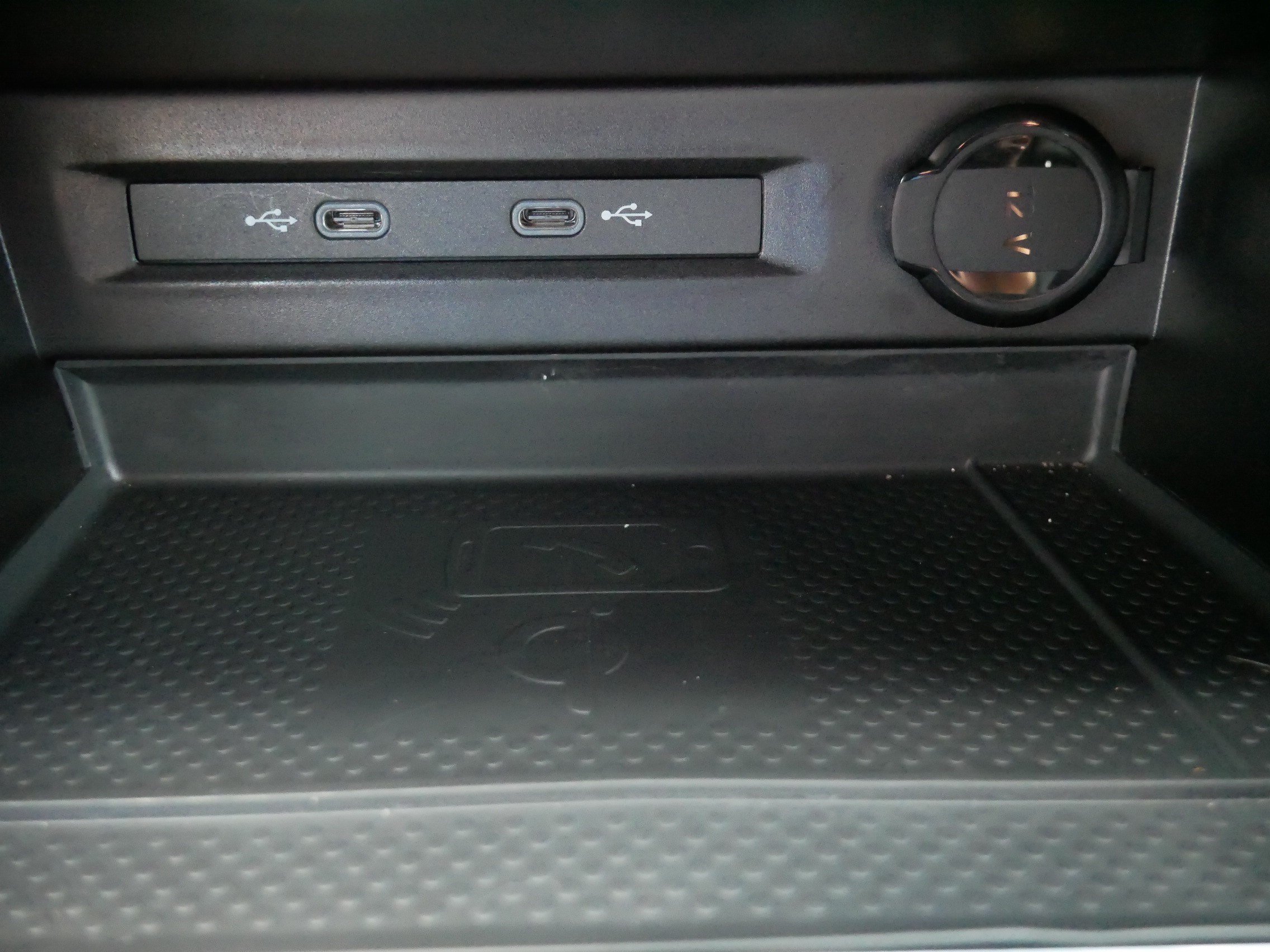 Certified 2023 Volkswagen Tiguan SE R-Line AWD/4WD image 27