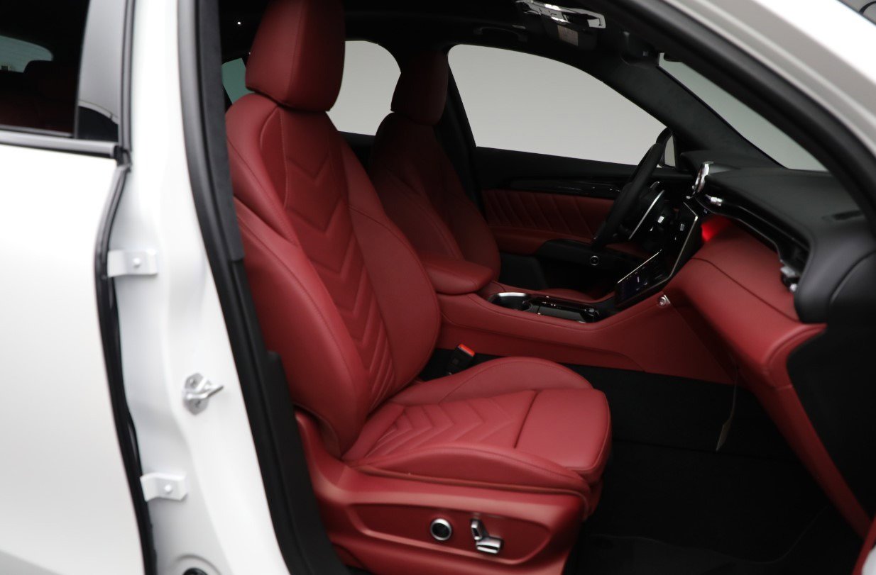 New 2025 Maserati Grecale Modena image 11