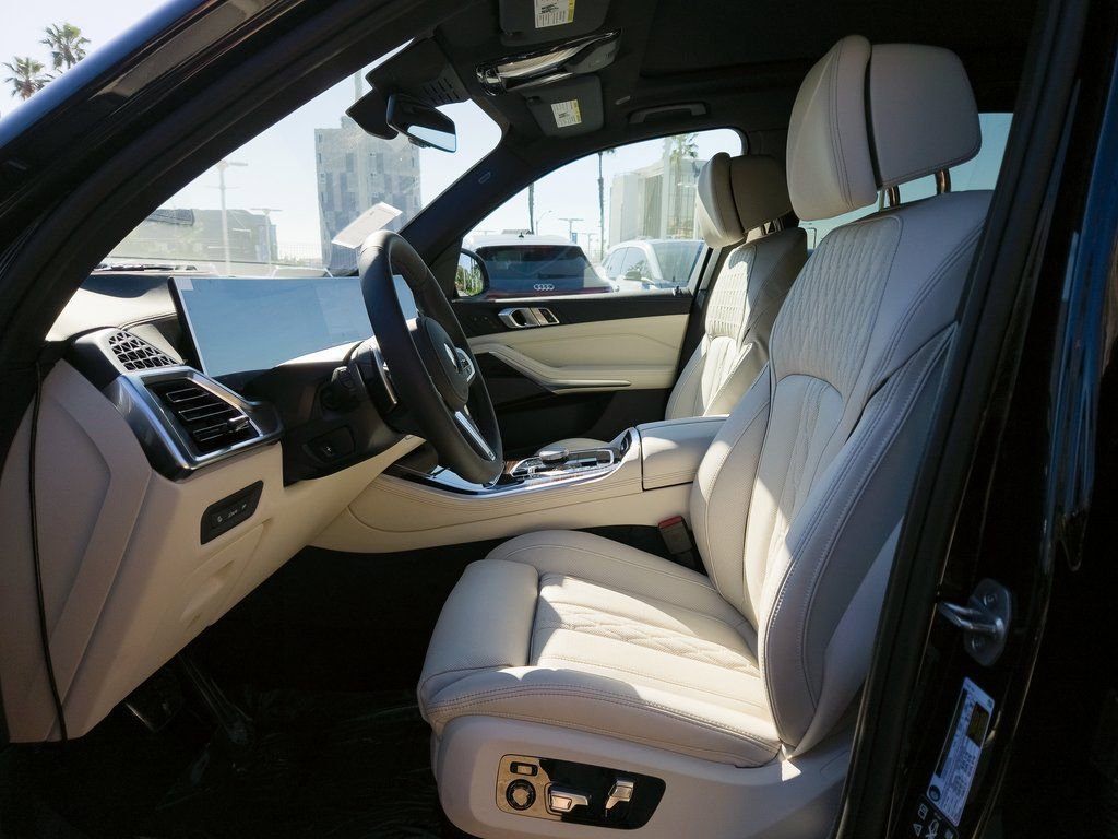 New 2026 BMW X5 xDrive40i w/ M Sport Package image 10