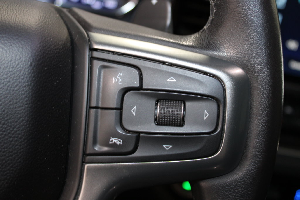 Used 2023 Chevrolet Silverado 1500 LTZ AWD/4WD image 24