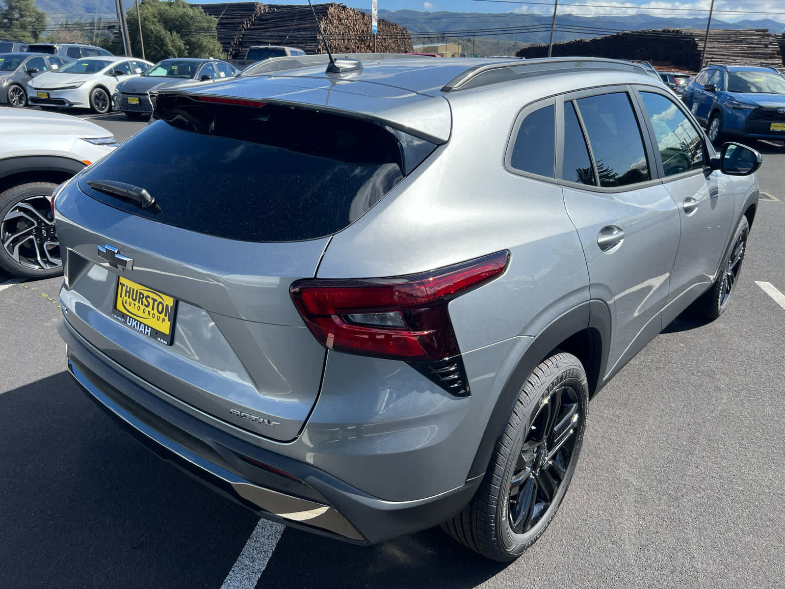 New 2026 Chevrolet Trax ACTIV w/ Sunroof Package FWD image 6