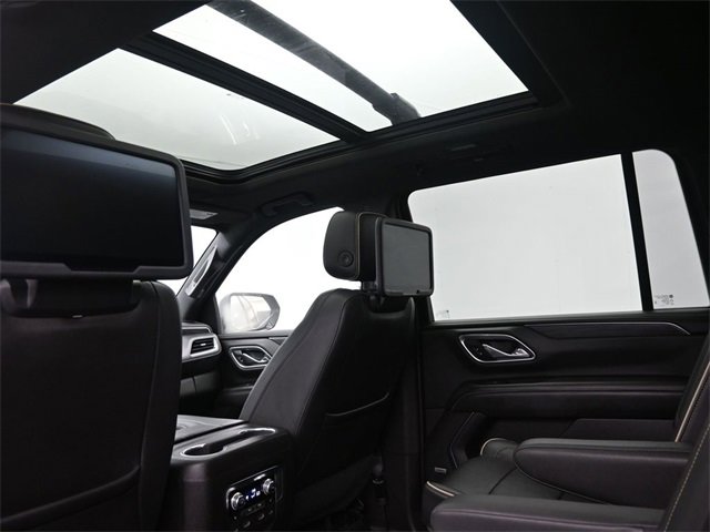 Used 2021 GMC Yukon XL SLT w/ SLT Luxury Plus Package image 19