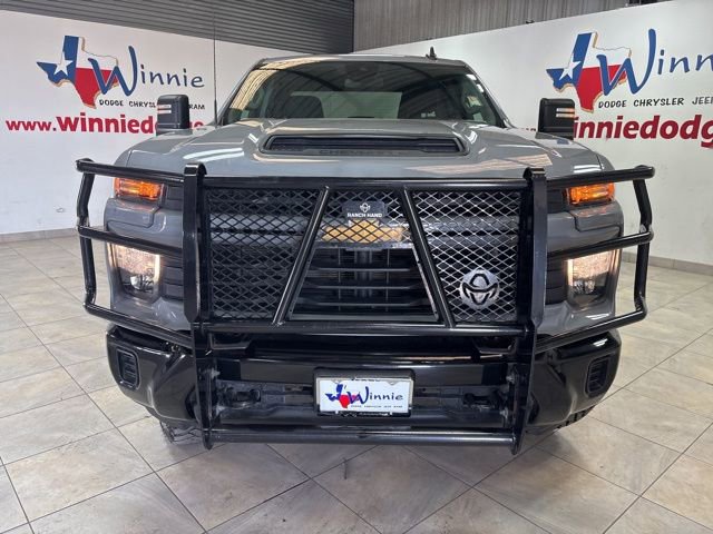 Used 2024 Chevrolet Silverado 2500 Custom w/ Custom Convenience Package image 2