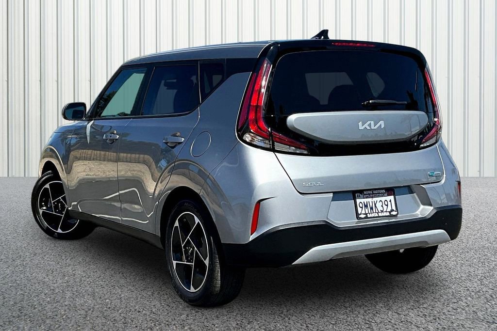 Used 2024 Kia Soul EX image 22