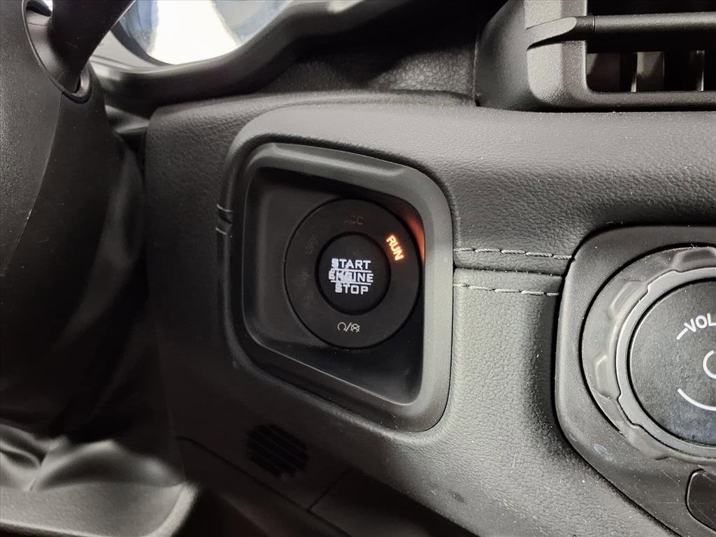 Used 2024 Jeep Wrangler Unlimited Sahara image 5