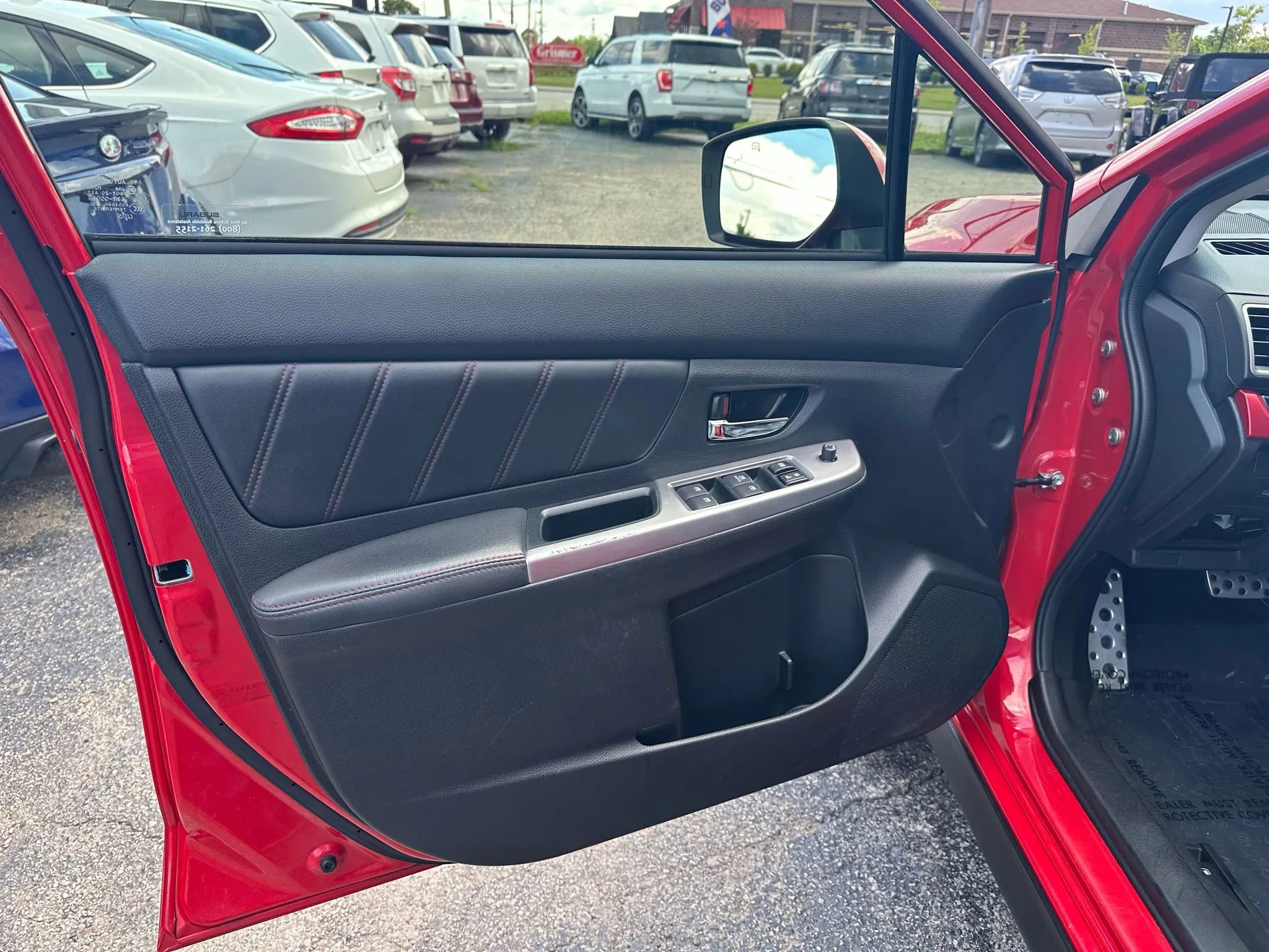 Used 2017 Subaru Crosstrek 2.0i Premium w/ Special Edition image 11