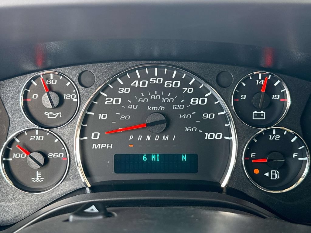 New 2026 Chevrolet Express 3500 LS RWD image 7
