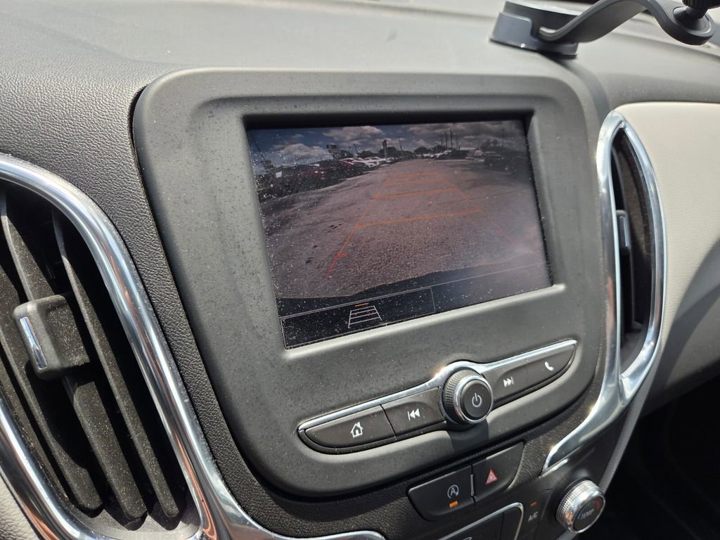Used 2023 Chevrolet Equinox LT FWD image 33