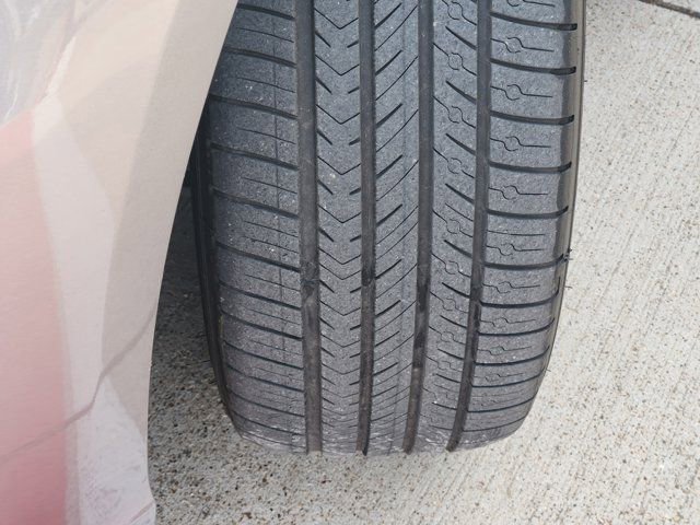 Used 2021 Genesis G90 3.3T Premium image 18