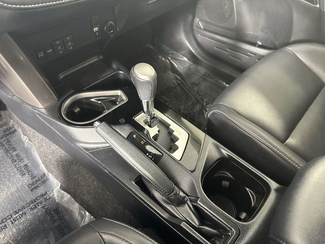 Used 2018 Toyota RAV4 Limited w/ All Weather Liner Package AWD/4WD image 17