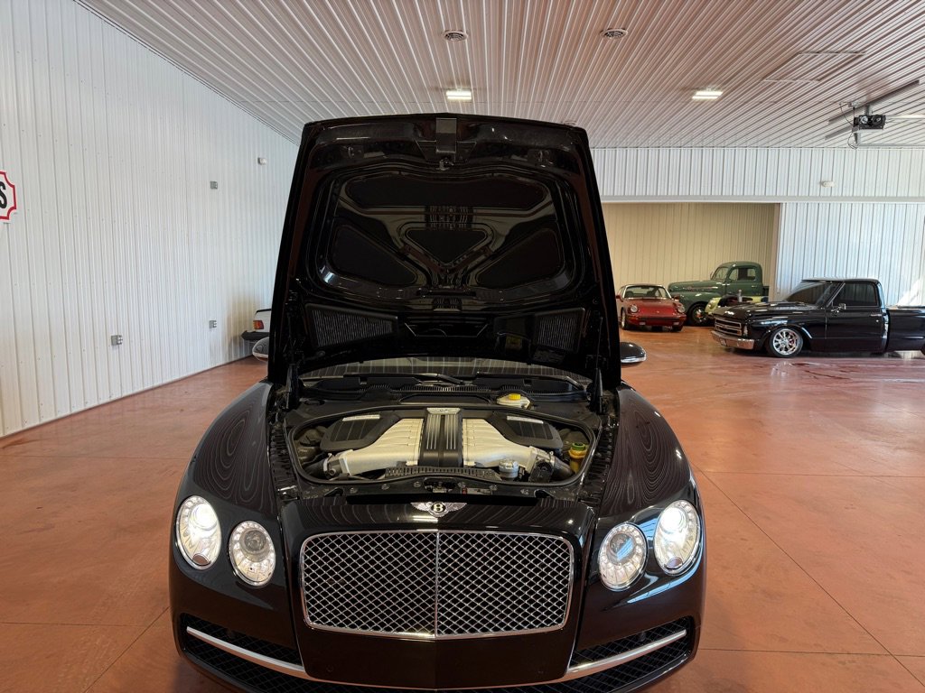 Used 2014 Bentley Flying Spur W12 image 45