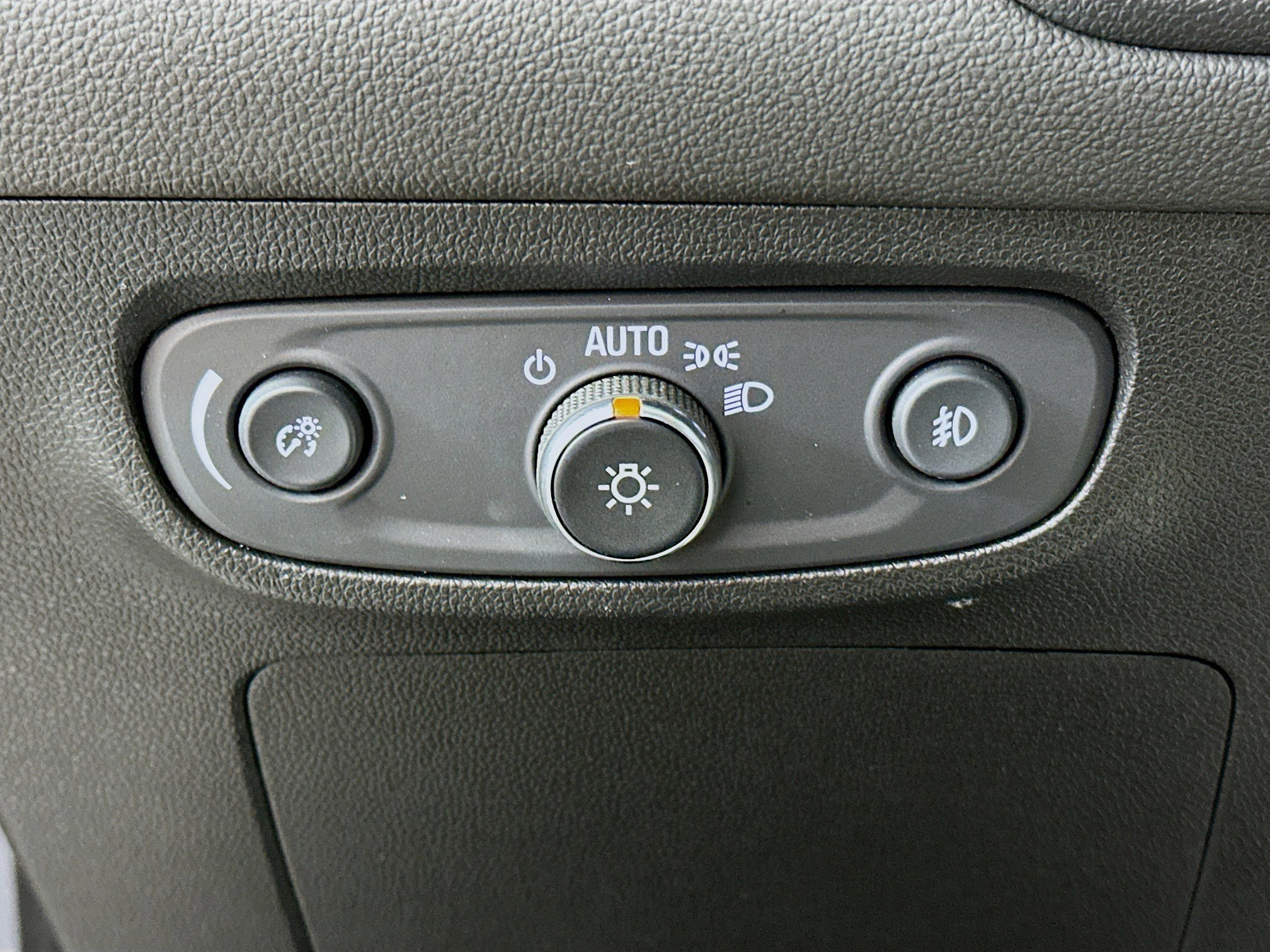 Used 2022 Buick Encore GX Select w/ Experience Buick Package image 16