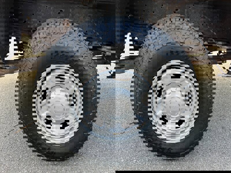 Used 2011 Ford F250 XL image 18