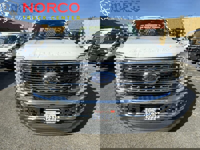 Used 2023 Ford F550 2WD Regular Cab Super Duty image 3
