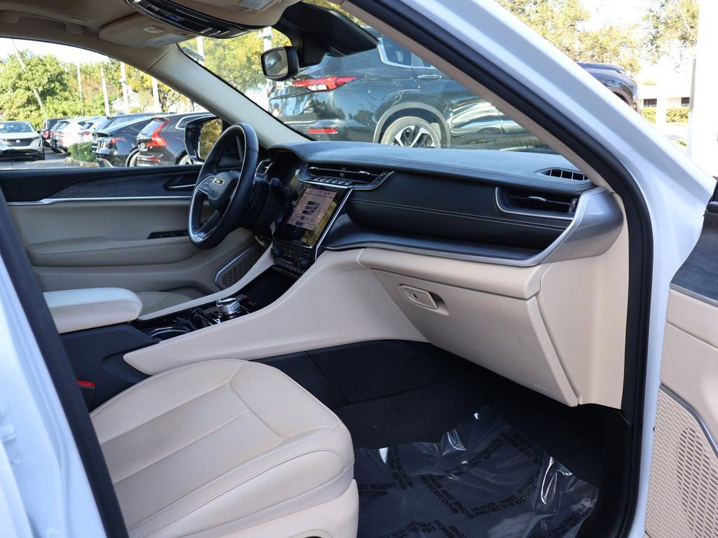 Used 2022 Jeep Grand Cherokee Limited w/ Trailer Tow Prep Group (B) image 30