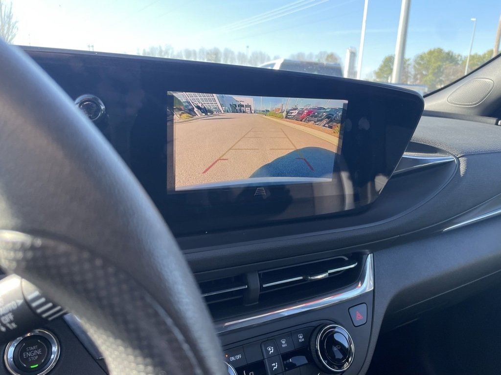 Used 2024 Buick Envista Preferred w/ Convenience II Package image 17