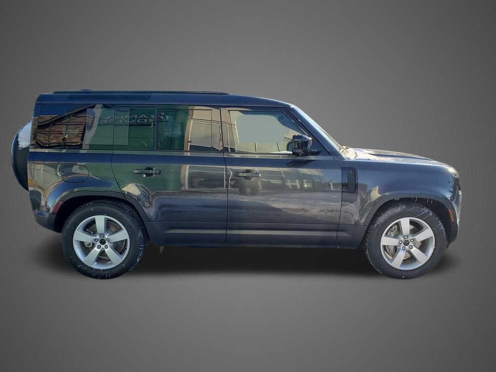 New 2026 Land Rover Defender 110 S image 4
