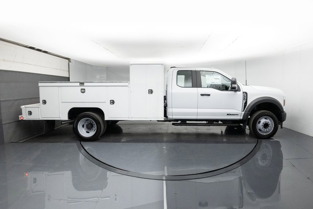 New 2026 Ford F450 XL image 9